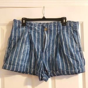 American Eagle Stripped Shorts